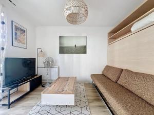 Studio tout confort avec piscine