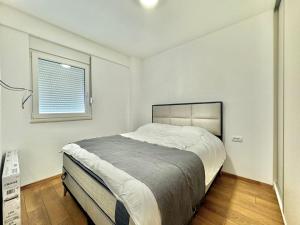 One bedroom Apartment 777