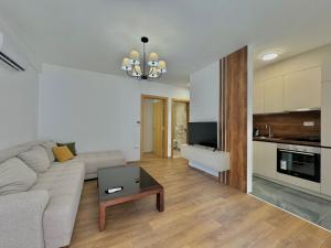 One bedroom Apartment 777