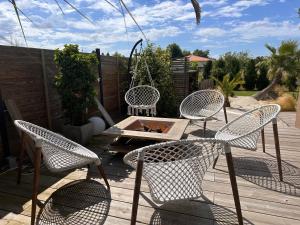 B&B / Chambres d'hotes Chambre d hote village aeronautique Biscarrosse : photos des chambres