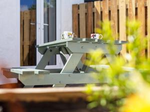 The Tractor Shed, a romantic barn retreat on the edge of Falmouth