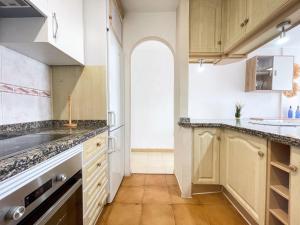 Alondras Park Holiday Charm