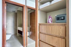 Blueground Marina Gate gym elevator pool DXB-820