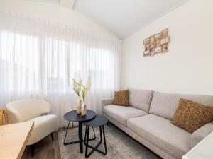 Chalet in Middelkerke near the Beach