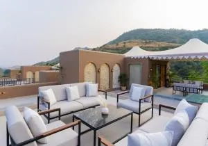 SaffronStays Moringa Valley - Oak Villa - Csitogarh