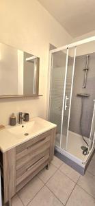 Appartements F2 en centre ville proche gare : photos des chambres