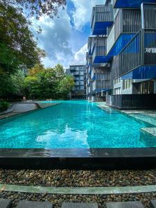 The Deck condominium Patong beach