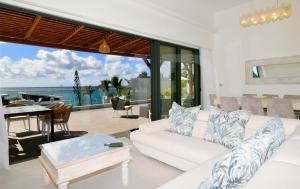 Penthouse de la plage, private lift