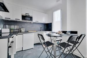 Cozy Apartment 2Bdr-4P - in the Heart of Suresnes
