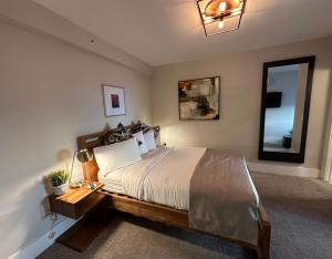 Triple Room with Bath room in Holiday home in Core area of Newport