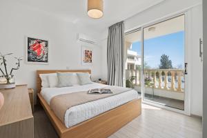 Comfy Cove Residence by Nomads