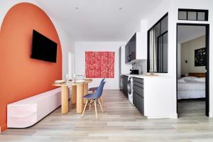 Charming apt with patio - 2BD4P - Monceau Park