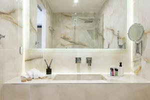 Luxurious Studio in the Heart of Athens