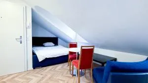 Gray apartment by freihofapartments - Habsburg