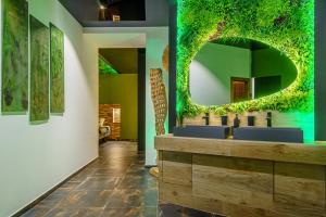 Love Room Evasion Duo