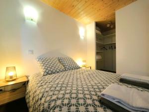 Appartements Les Tilleuls - cnpe bugey - bases de loisirs - perouges : photos des chambres