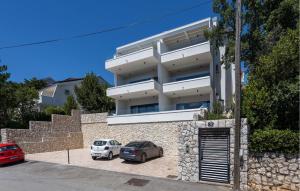 Cozy Apartment In Novi Vinodolski