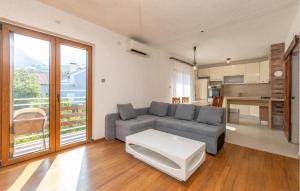 Cozy Apartment In Sveti Juraj With Wifi