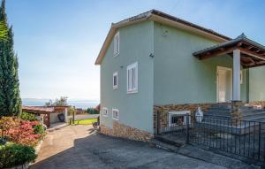 Stunning Apartment In Ika With Wifi