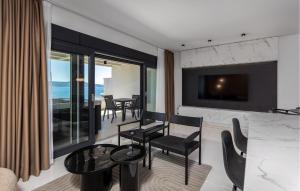 Beautiful Apartment In Novi Vinodolski