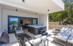 Nice Apartment In Novi Vinodolski