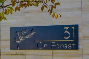 Luxury apt walk 2MelroseArch 18