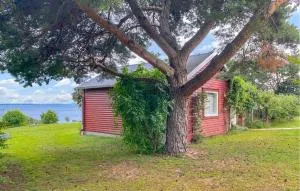 1 Bedroom Awesome Home In Gränna - Ödeshög