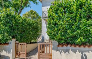 Appartements Nice Apartment In Saint-Palais-Sur-Mer : photos des chambres