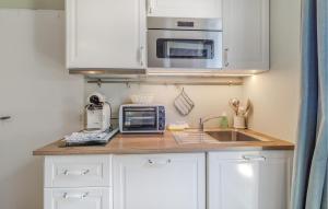 Nice Apartment In Saint-Palais-Sur-Mer