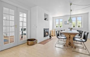 4 Bedroom Amazing Home In Assens