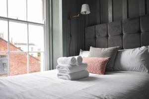 Dazzling 1 Bed Apartment in Clifton