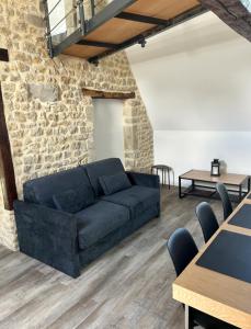 Appartement en duplex Trevieres 3 eme étage