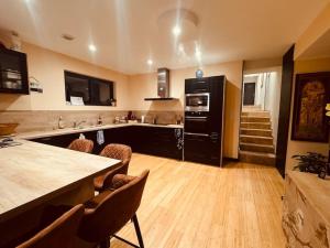Appartements L-HendriX - Appartement Grand Confort - VallabriX proche UZES : photos des chambres