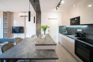 Rooftop Budapest 6ppl Free Parking