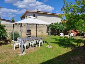 Rebecca's house img14