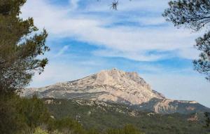 Maisons de vacances Lovely Home In St Cannat : photos des chambres