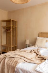 Four Seasons Old Town - Summer