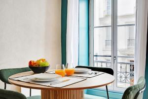 SERENERS Apartments in Montorgueil - Rue Saint-Denis