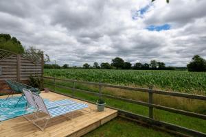 Field View Cottage hottub, dog friendly great view