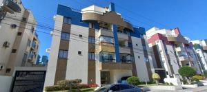 Apartamento Alto Padrão com 5 Quartos Próximo a praia e ao shopping Russi Russi