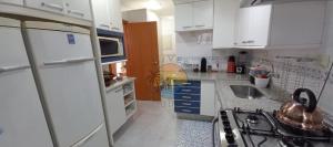 Apartamento Alto Padrão com 5 Quartos Próximo a praia e ao shopping Russi Russi