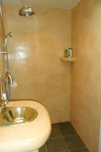 Maisons de vacances Ceps Cottage sleeps 6 with free wifi near the river : photos des chambres