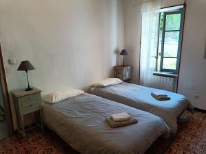 Maisons de vacances Ceps Cottage sleeps 6 with free wifi near the river : photos des chambres
