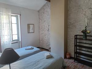 Maisons de vacances Ceps Cottage sleeps 6 with free wifi near the river : photos des chambres