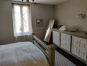 Maisons de vacances Ceps Cottage sleeps 6 with free wifi near the river : photos des chambres