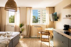 Four Seasons Old Town - Spring