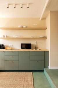 Four Seasons Old Town - Spring