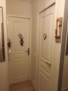 Apt cosy, lumineux,idéalement placé