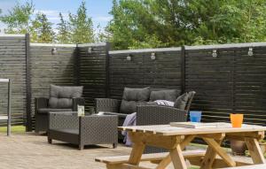 3 Bedroom Cozy Home In Ulfborg