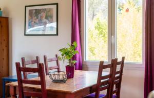 Maisons de vacances Amazing Home In Prades Sur Vernazobre : photos des chambres